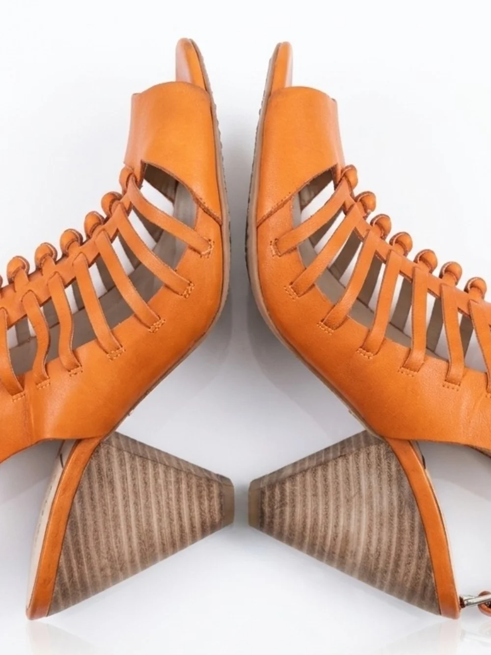 Vince Camuto Estelli Tangerine Orange Leather Cage Heels Size 8.5